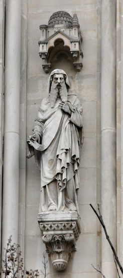 Statue du prophète Isaïe par H.–A. Jacquemart