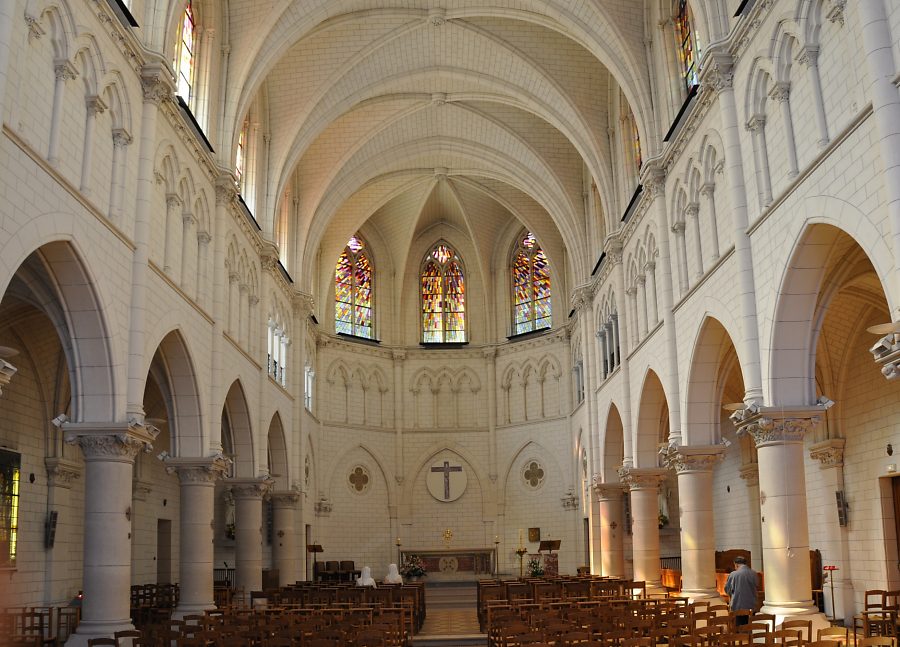 vue générale de la nef de Notre-Dame du Saint-Sacrement