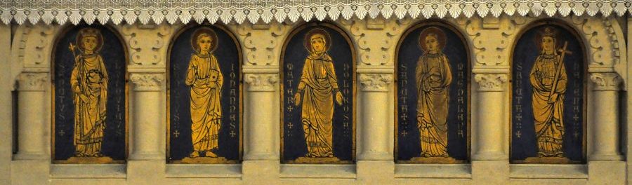 Soubassement du maître–autel : peintures émaillées sur cuivre dues à Triouillé