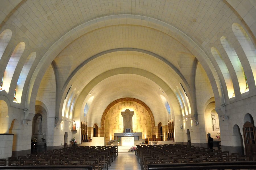 Vue d'ensemble de l'�glise Notre-Dame-des-Otages, Paris 20e
