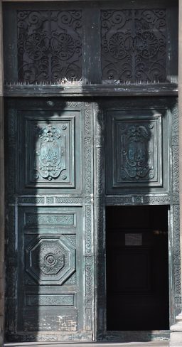 La porte principale