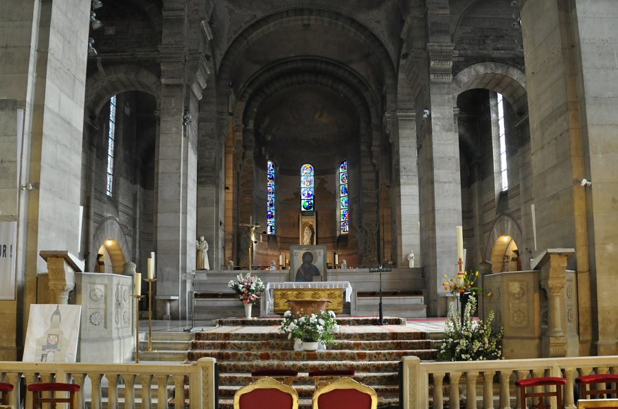 Le choeur de Notre-Dame-d'Auteuil