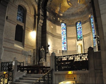 Montée vers la chapelle de la Vierge