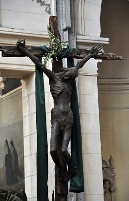 «Christ en croix»