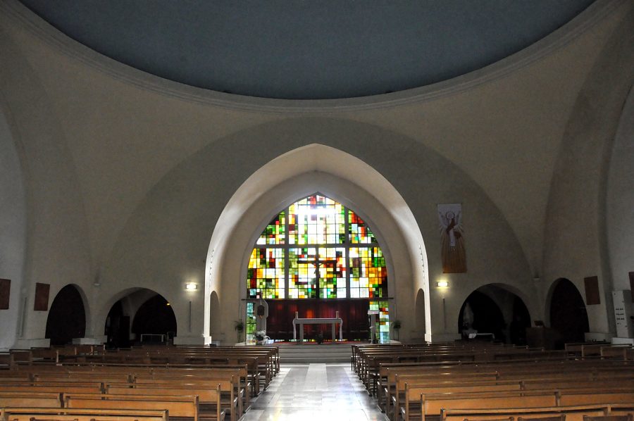Vue d'ensemble de l'église Saint-Cyrille-Saint-Méthode