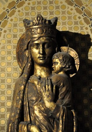 Statue de la Vierge à l'Enfant