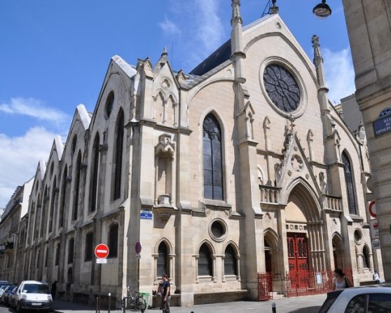 L'église vue de la rue du Conservatoire