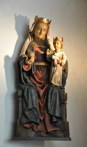 Sculpture de La Vierge à l'Enfant, bois polychrome