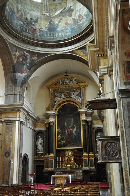 Le retable du chœur et la coupole à la croise