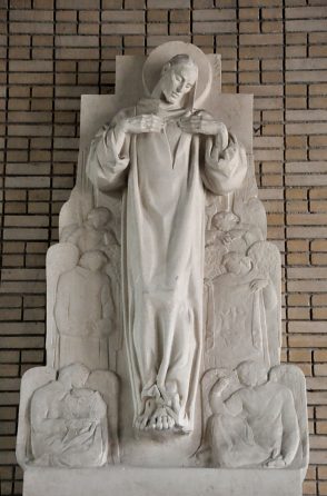 Statue du Sacré-Cœur par Bouchard