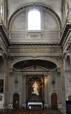 Le transept nord et l'autel Sainte-Geneviève