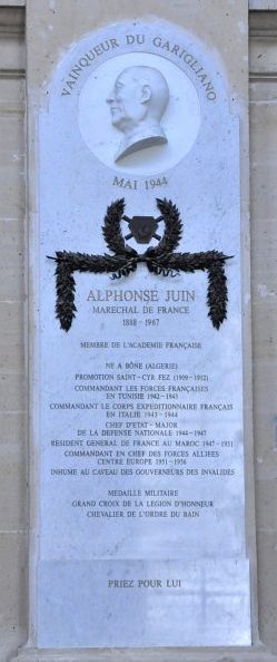 Plaque dédiée au maréchal Alphonse Juin