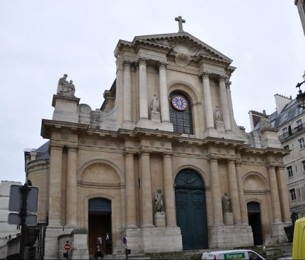 La façade de Saint-Roch