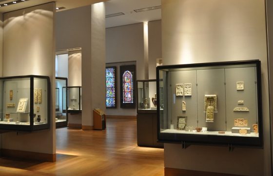 Vue des salles de l'art médiéval