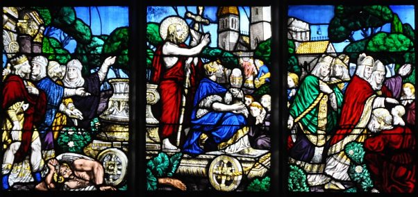 Vitrail central de l'abside : la Gloire du Christ, 1852 Vitrail central de l'abside : la Gloire du Christ, 1852