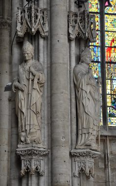 Statues de saints évêques