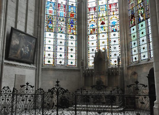 La chapelle rayonnante Saint–André et ses verrières du début du XIVe siècle