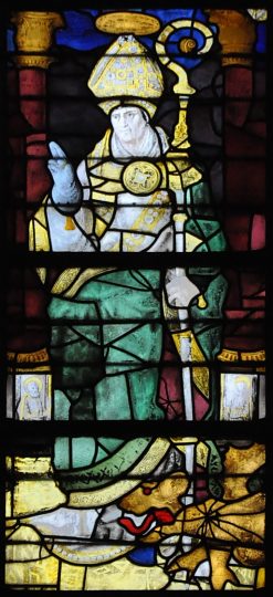 Le vitrail de l'abside : Saint Romain et sa gargouille