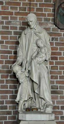 Statue de saint Vincent de Paul