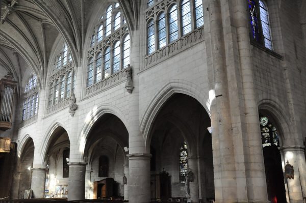 Élévation nord dans la nef vue depuis le transept