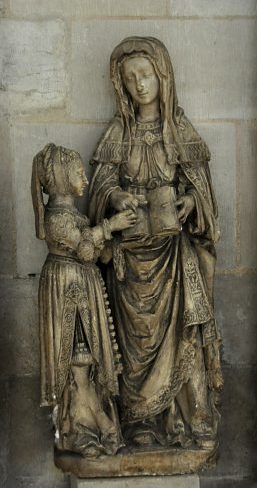 Statue de sainte Anne et Marie